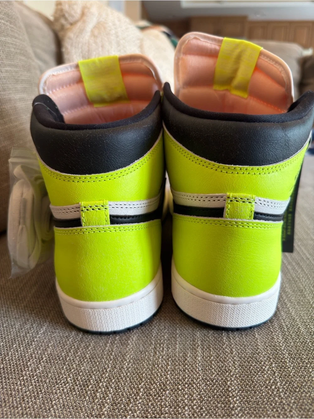 Air Jordan 1 Retro High OG 'Visionaire